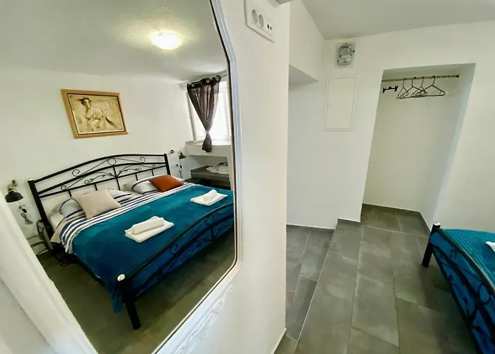 Papalina Center * Сплит